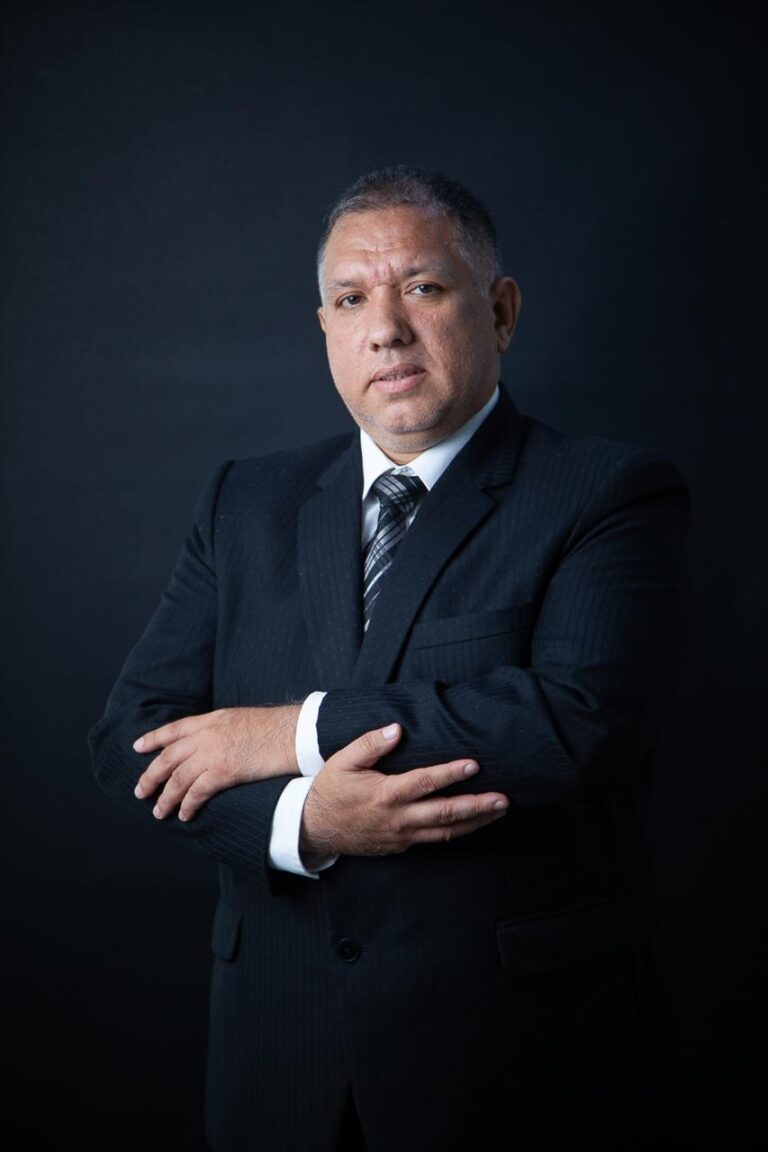 César Augusto Angulo Morales